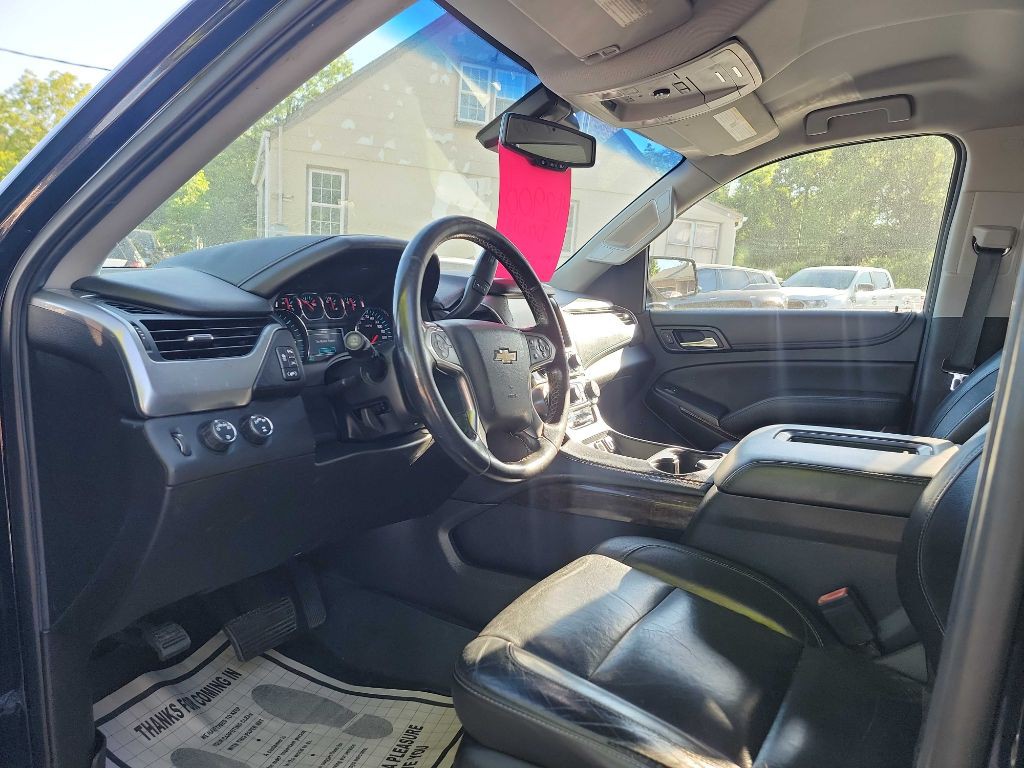 2019 Chevrolet Suburban Image 9