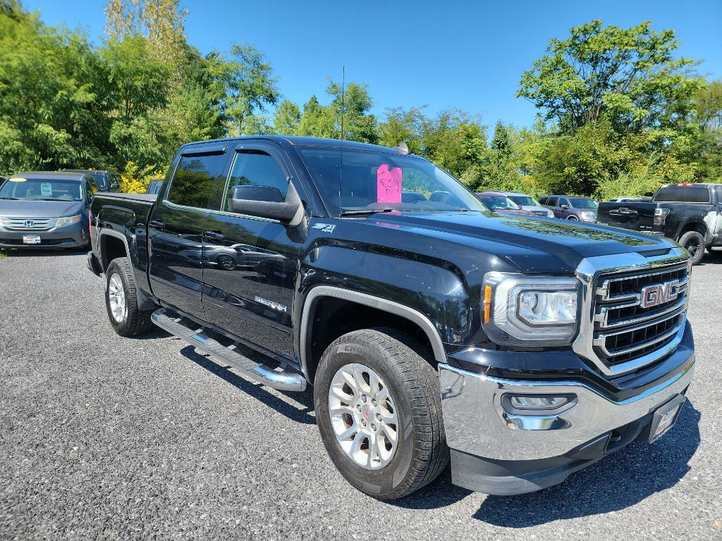 2017 GMC Sierra Image 1