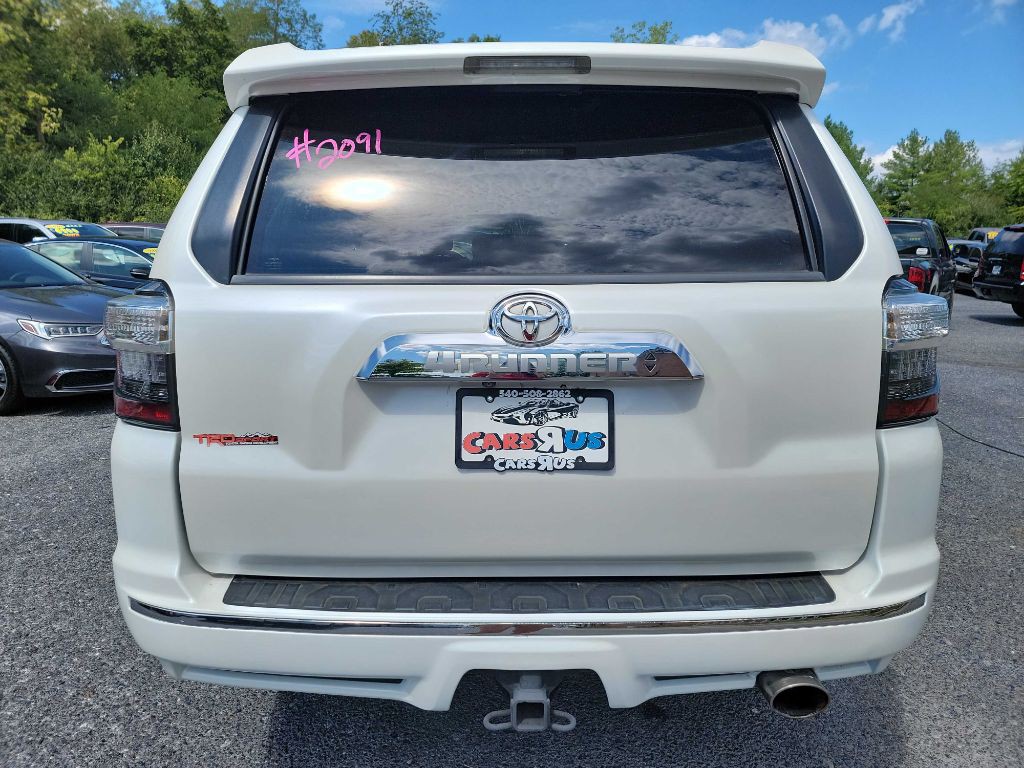 2011 Toyota 4Runner Image 2