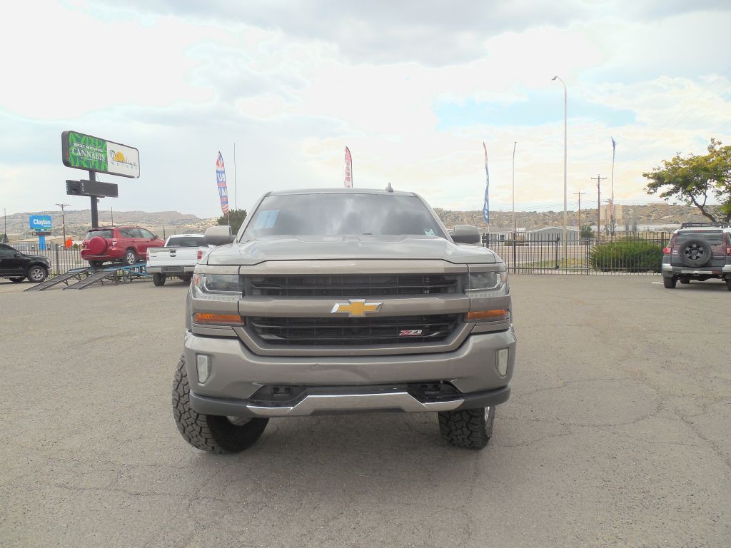 2017 Chevrolet Silverado 1500 Image 2