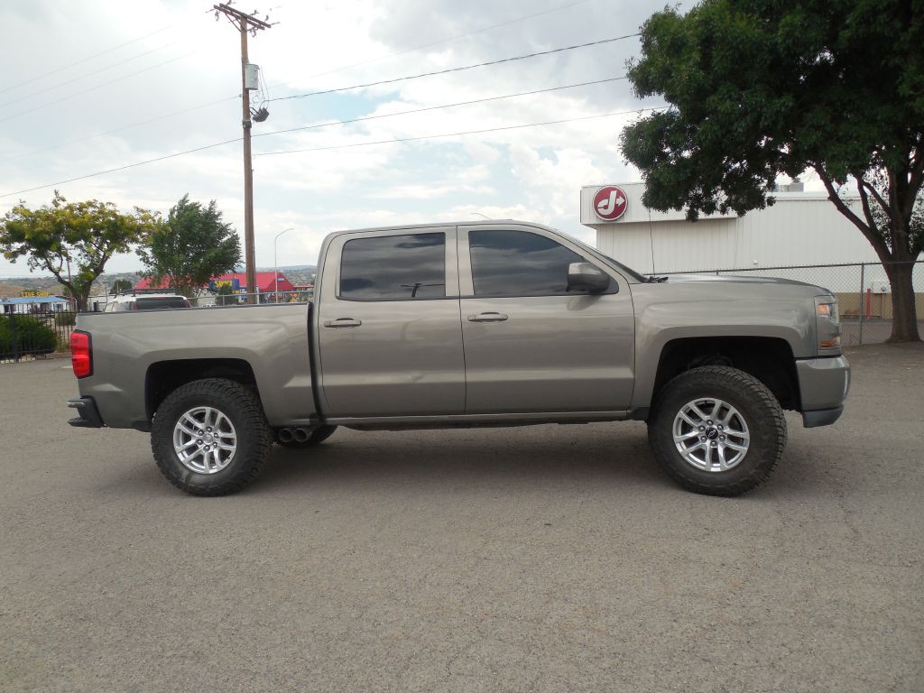2017 Chevrolet Silverado 1500 Image 3