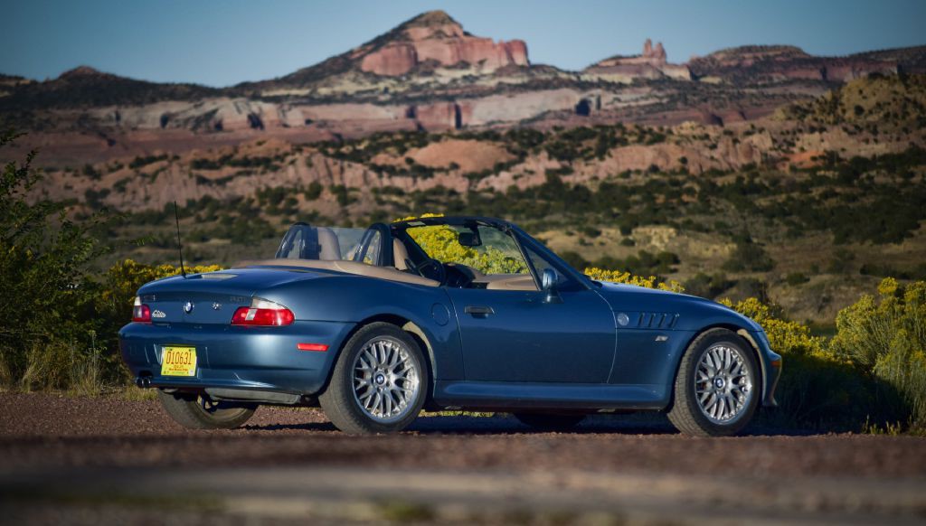 2001 BMW Z3 Image 2