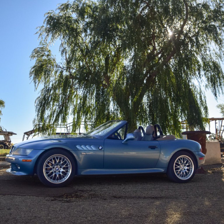 2001 BMW Z3 Image 3