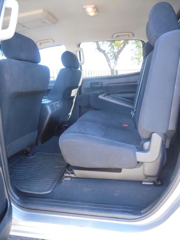 2013 Toyota Tundra Image 9