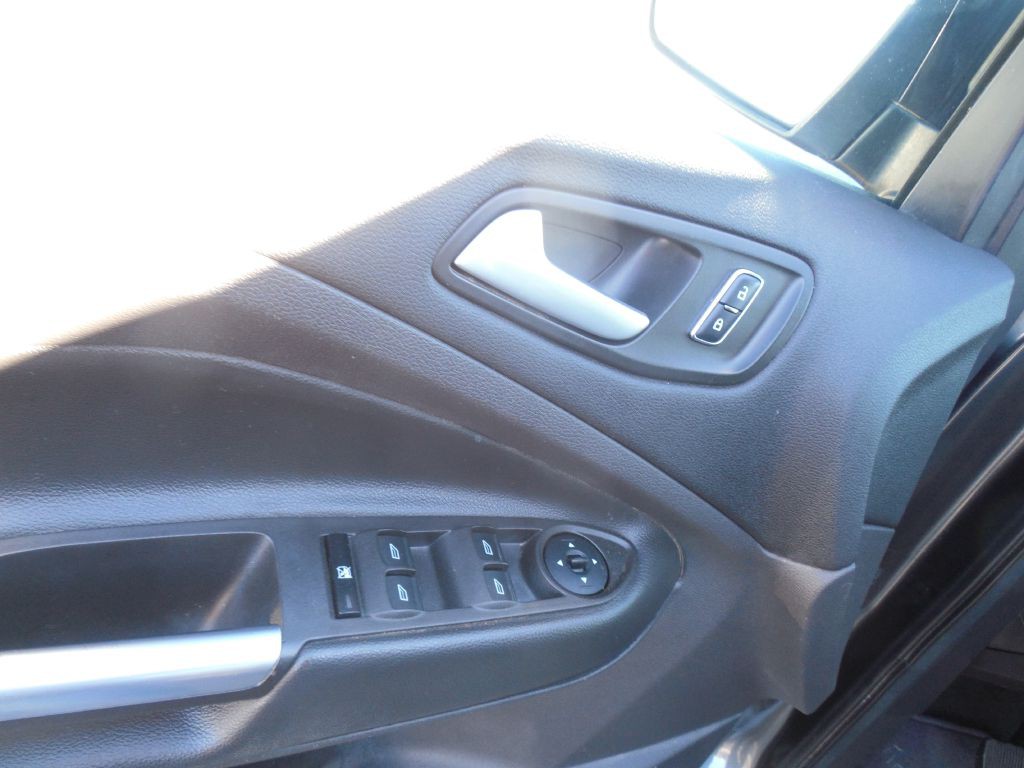 2016 Ford Escape Image 8