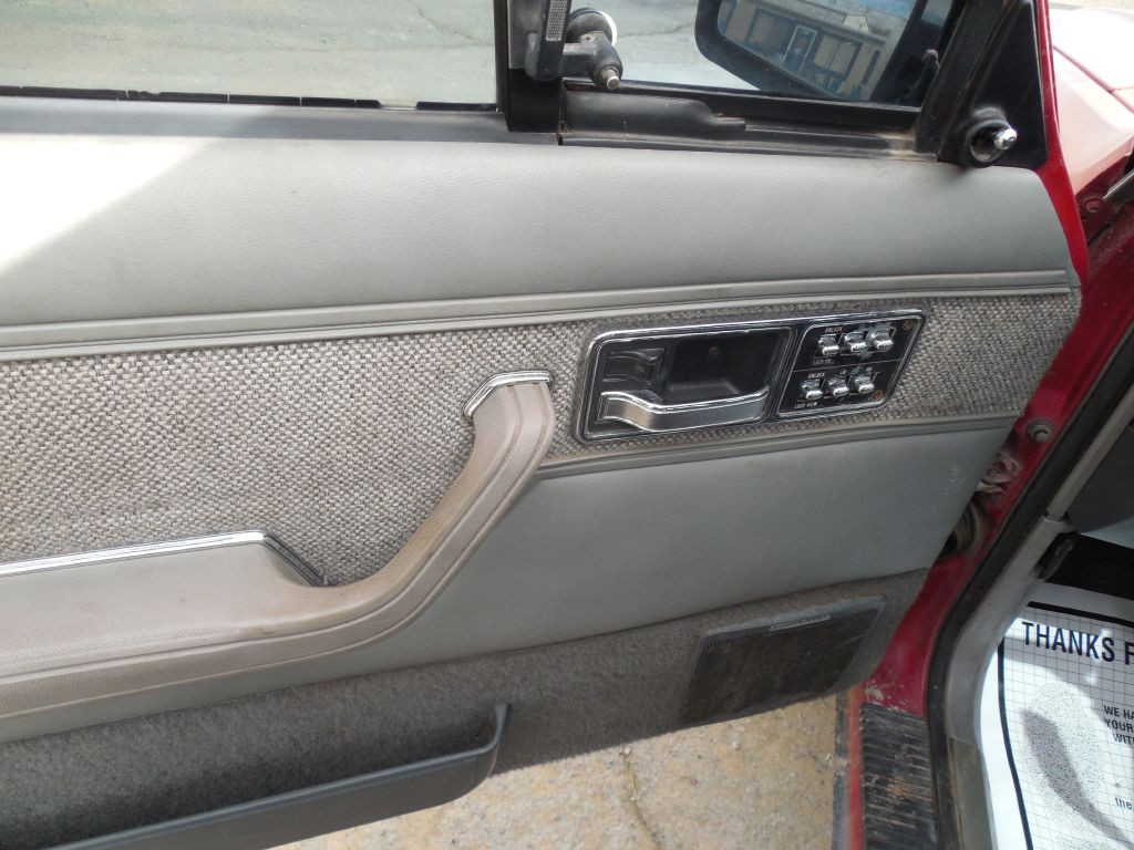 1990 Jeep Cherokee Image 5