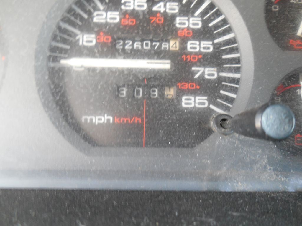 1990 Jeep Cherokee Image 9