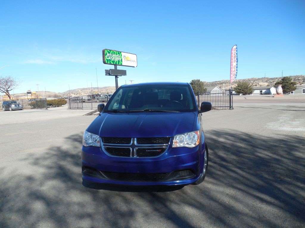 2018 Dodge Grand Caravan Image 2
