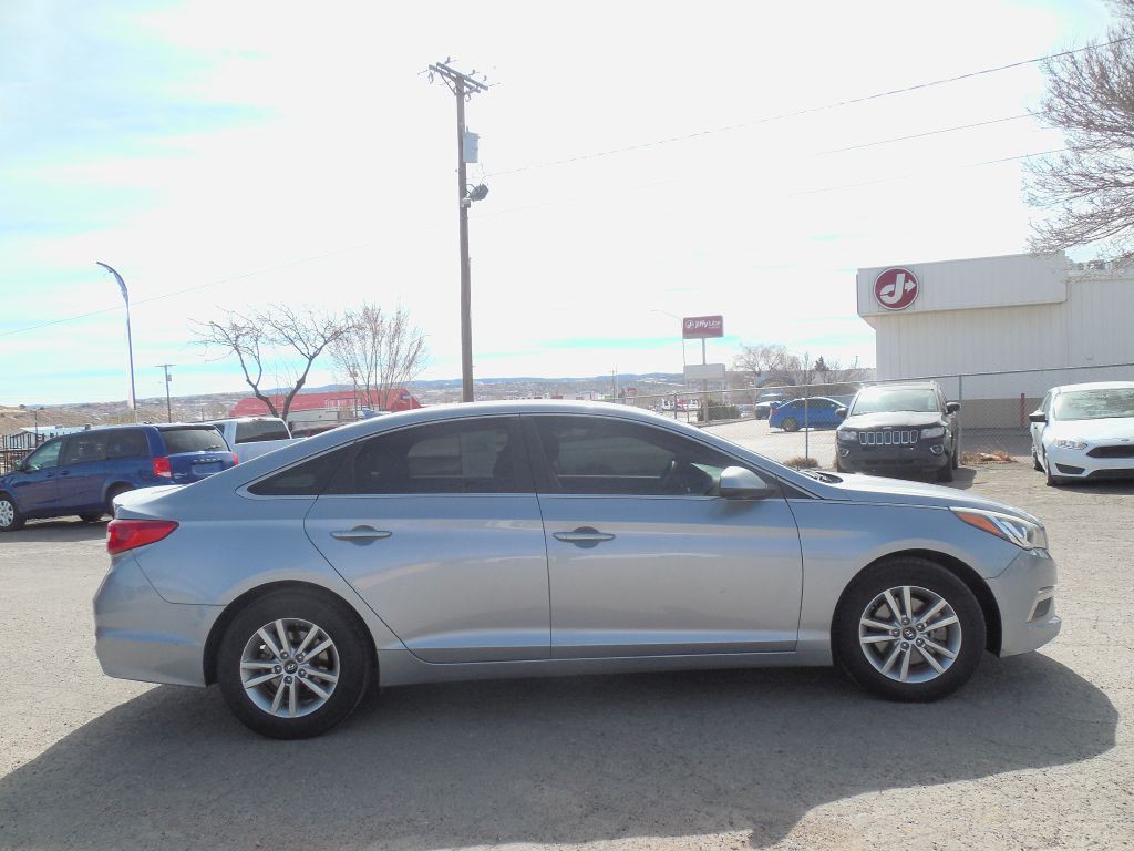 2015 Hyundai Sonata Image 4
