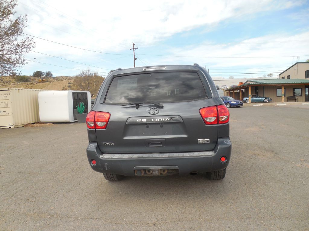 2008 Toyota Sequoia Image 4