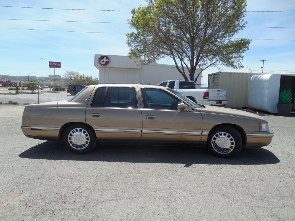 1999 Cadillac DeVille Image 5