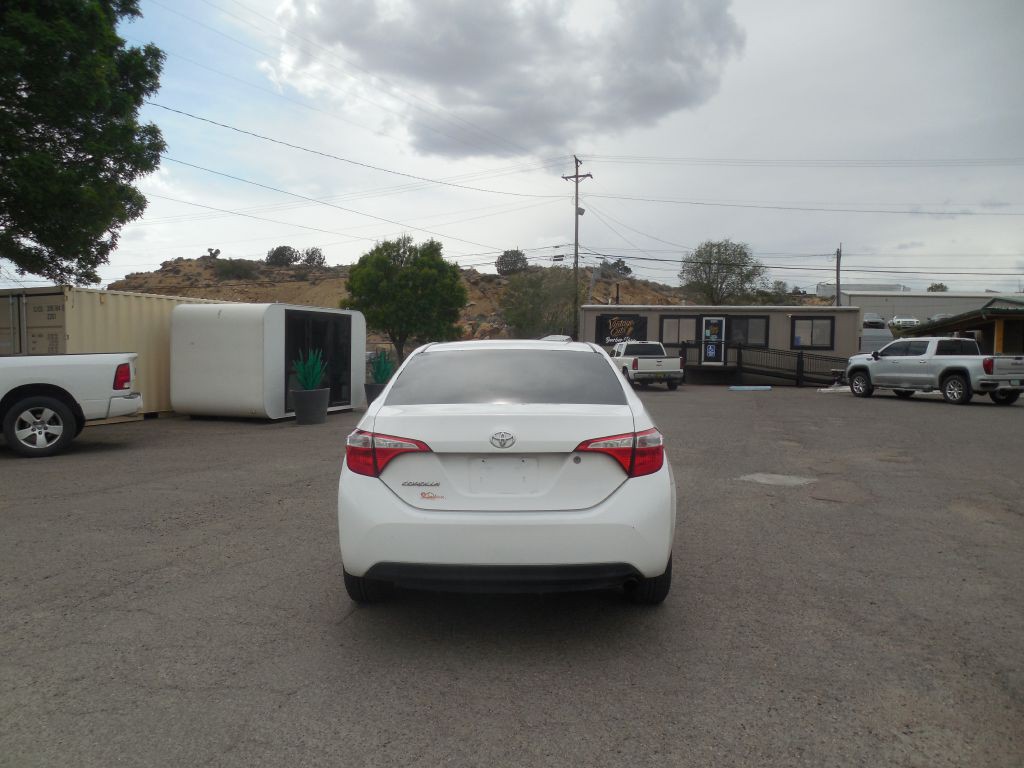 2015 Toyota Corolla Image 5