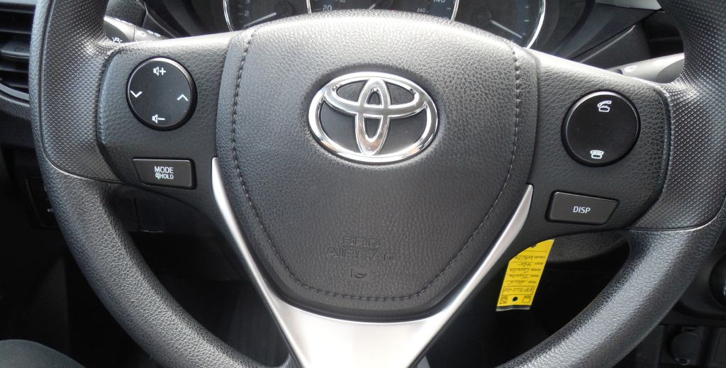 2015 Toyota Corolla Image 11
