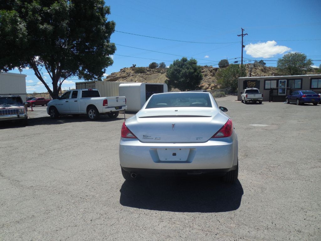 2009 Pontiac G6 Image 4
