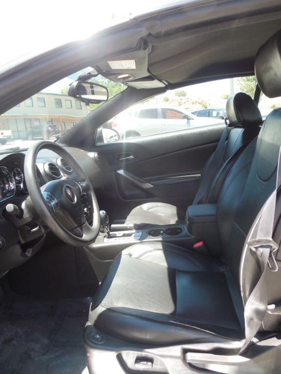 2009 Pontiac G6 Image 7