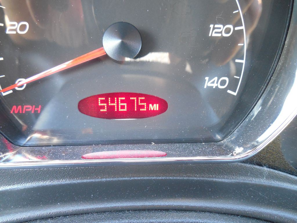 2009 Pontiac G6 Image 14