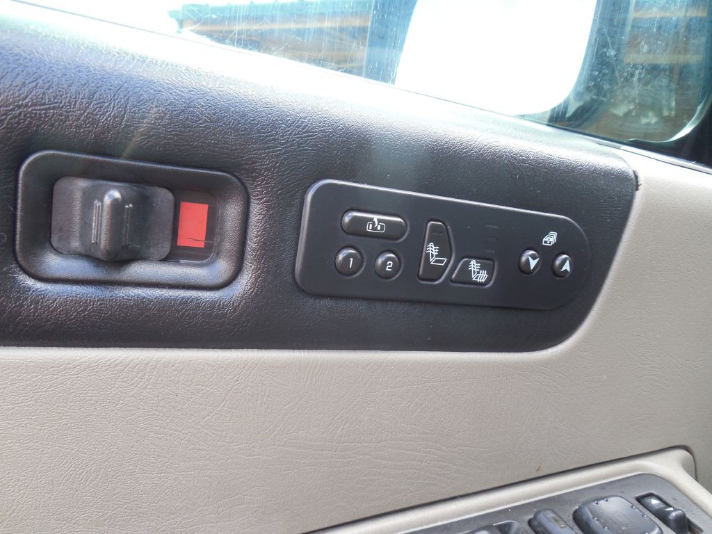 2005 HUMMER H2 Image 8