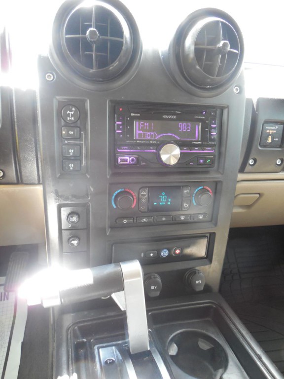 2005 HUMMER H2 Image 13