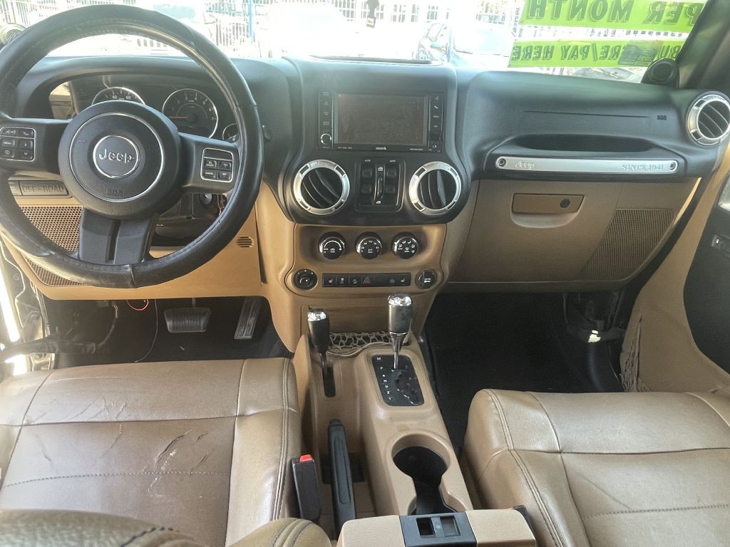 2011 Jeep Wrangler Unlimited Image 8
