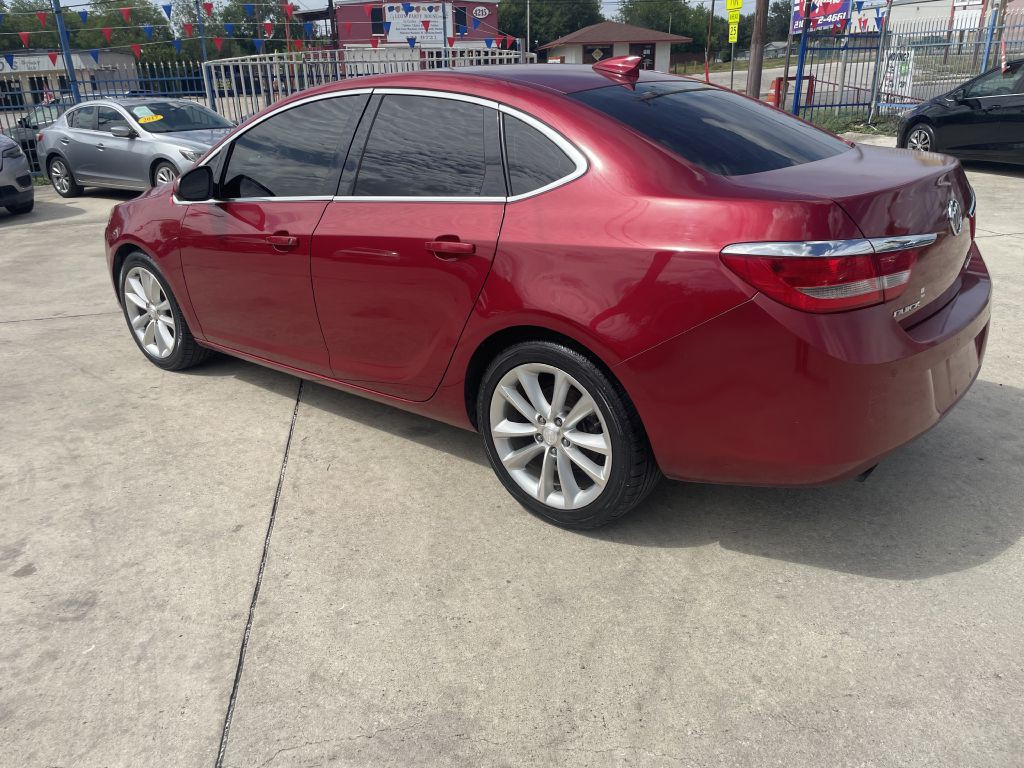 2015 Buick Verano Image 2