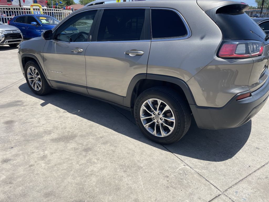 2019 Jeep Cherokee Image 4