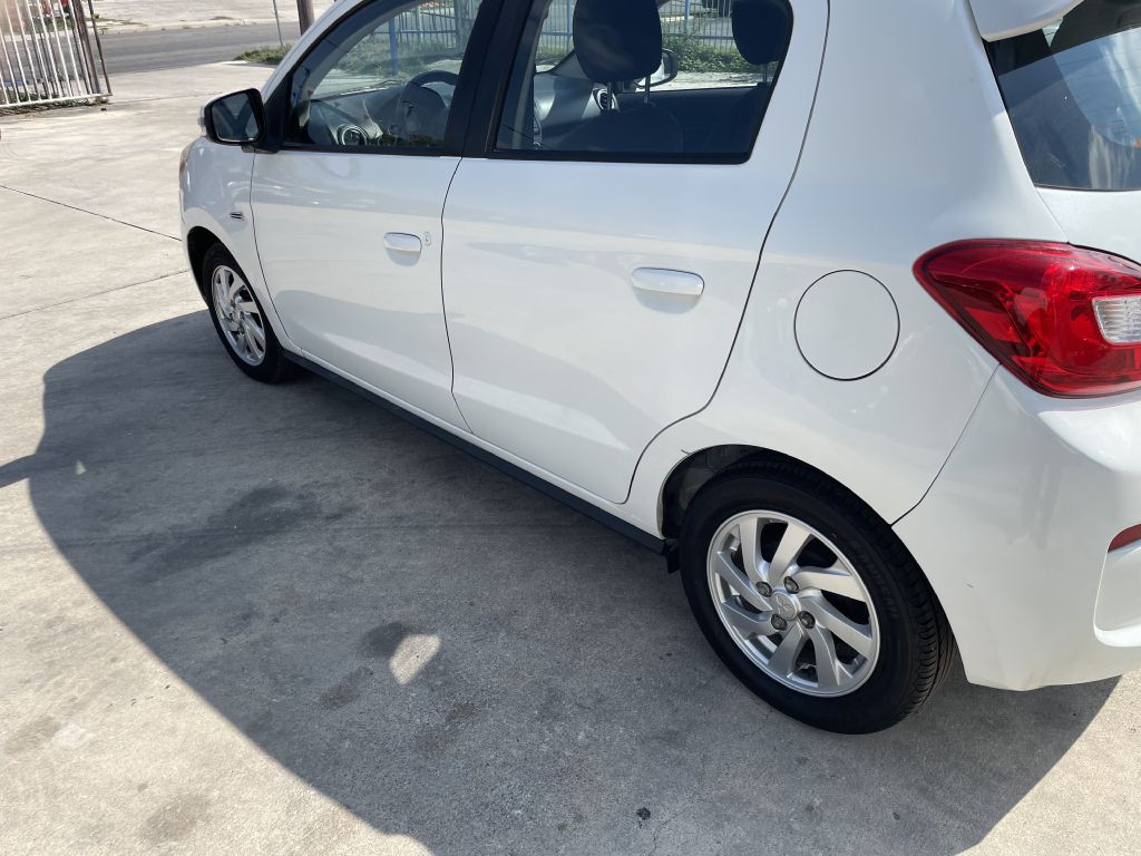 2018 Mitsubishi Mirage Image 3
