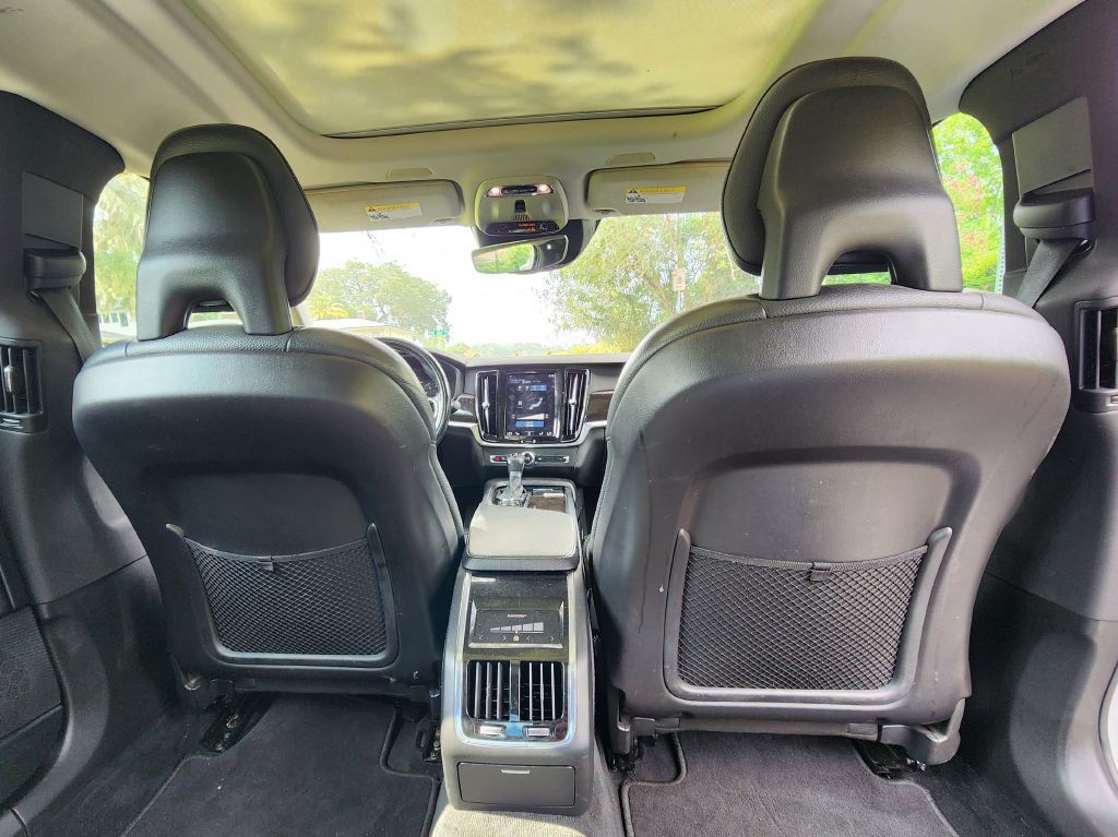 2018 Volvo S90 Image 9
