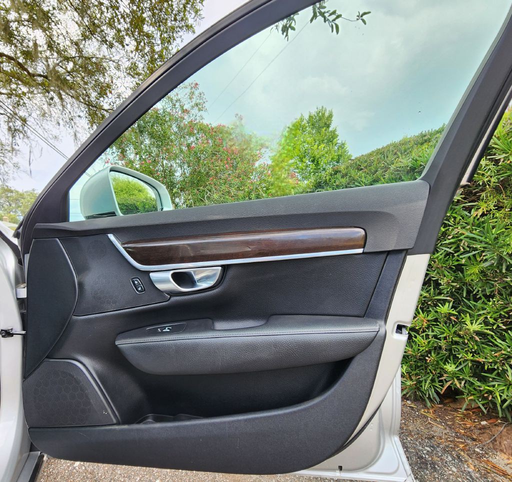 2018 Volvo S90 Image 13