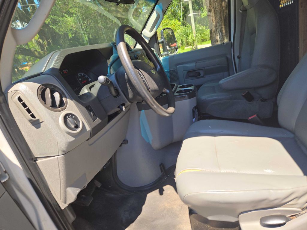 2013 Ford Econoline Image 7