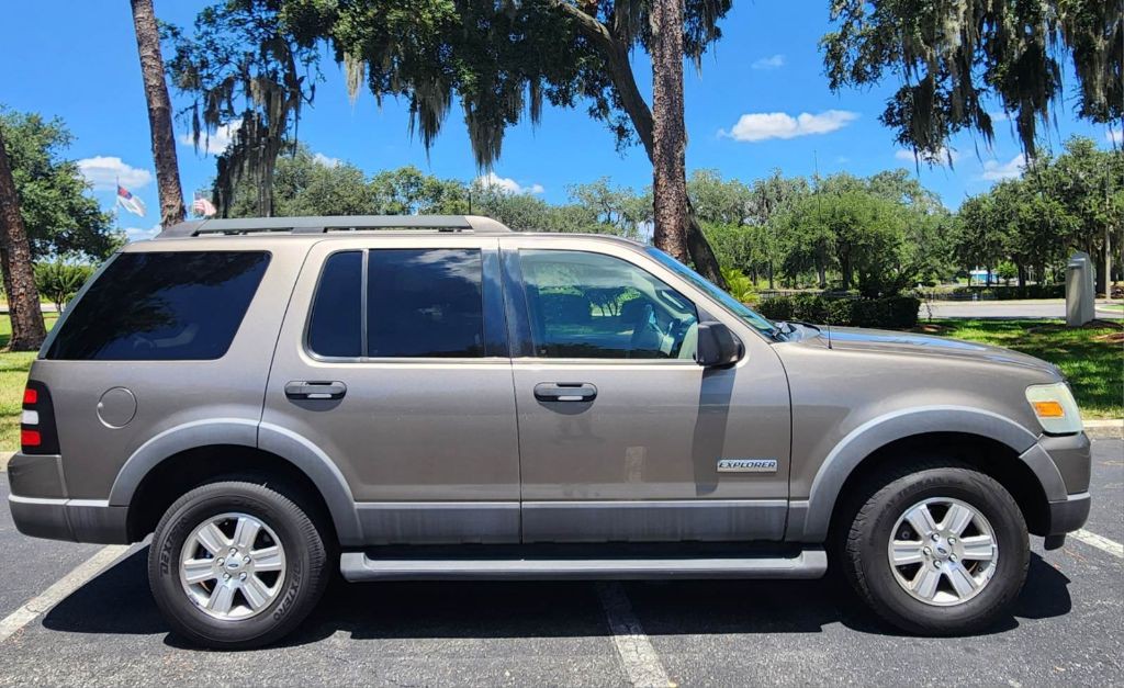2006 Ford Explorer Image 3