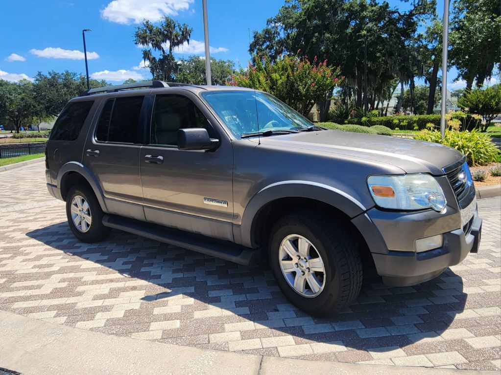 2006 Ford Explorer Image 4
