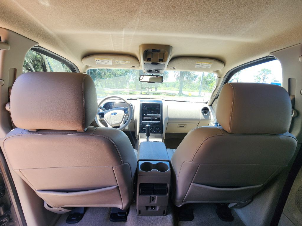 2006 Ford Explorer Image 20