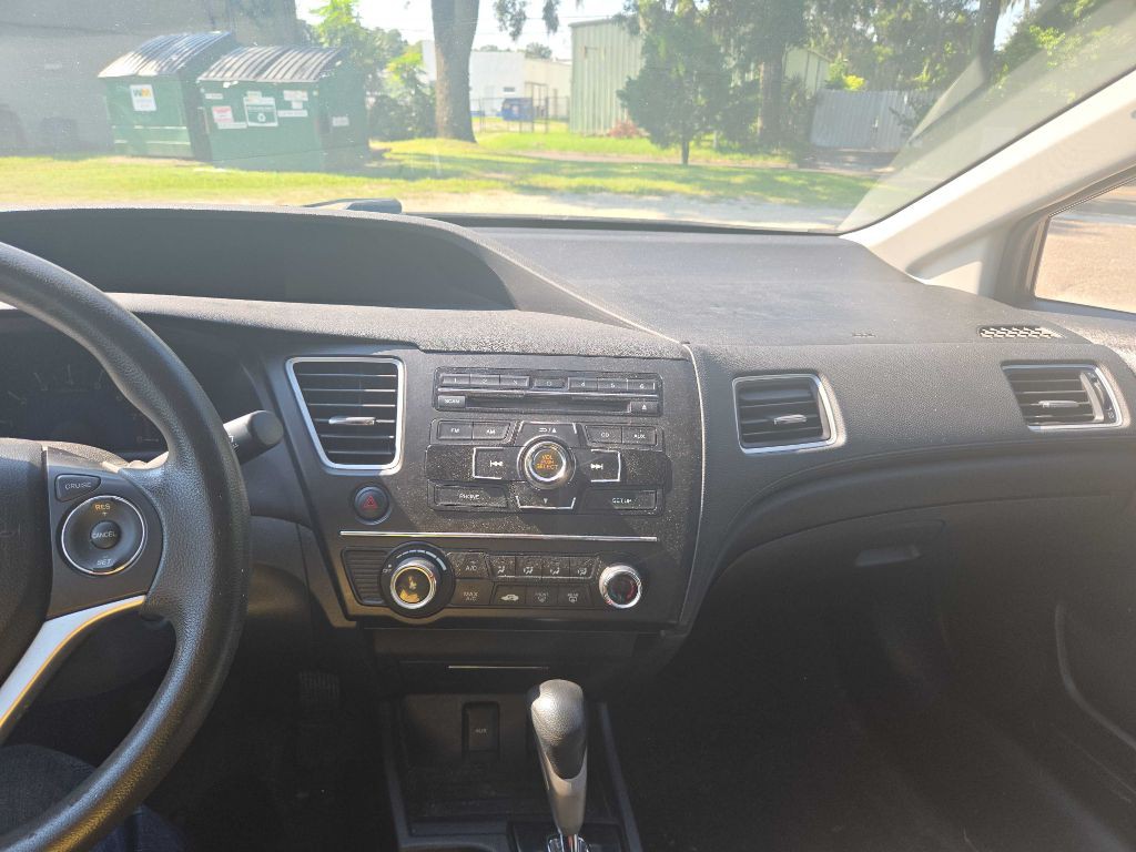 2015 Honda Civic Image 6