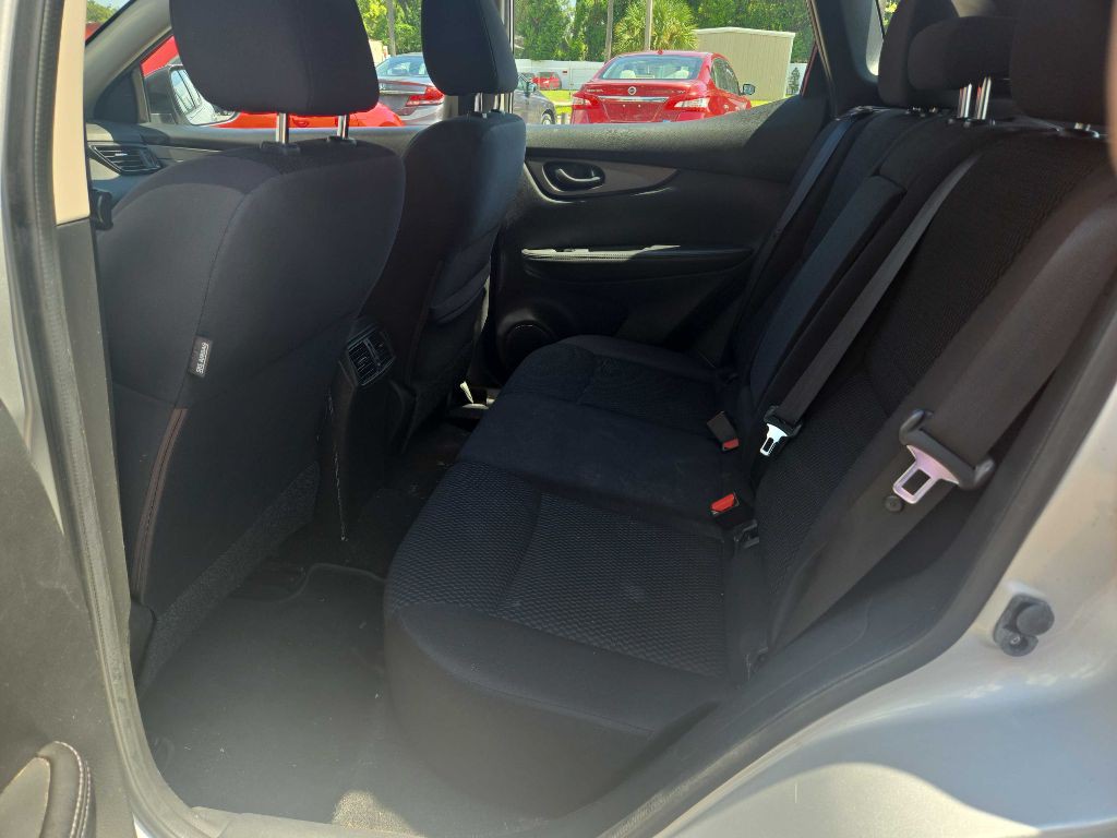 2018 Nissan Rogue Image 6