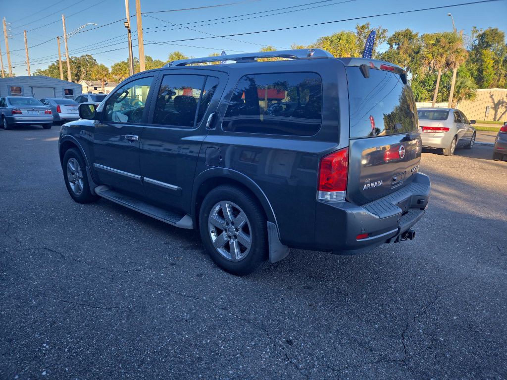 2010 Nissan Armada Image 3