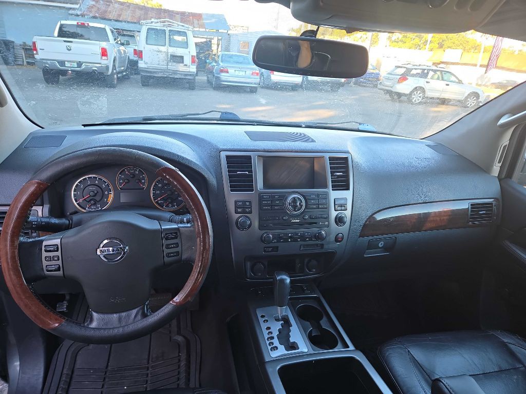 2010 Nissan Armada Image 8