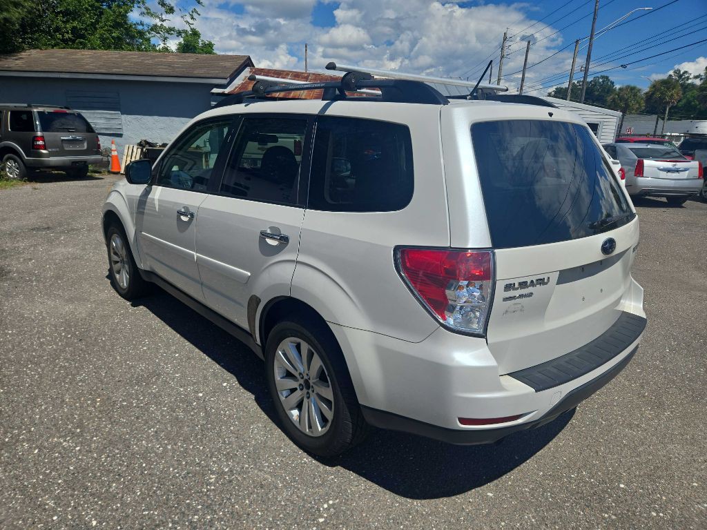 2011 Subaru Forester Image 4