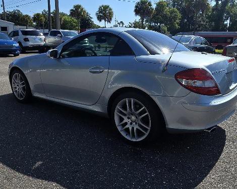 2007 Mercedes-Benz SLK-Class Image 3