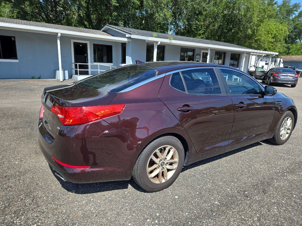 2011 Kia Optima Image 4