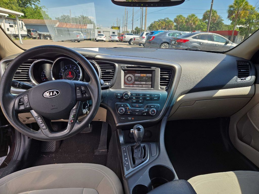 2011 Kia Optima Image 7