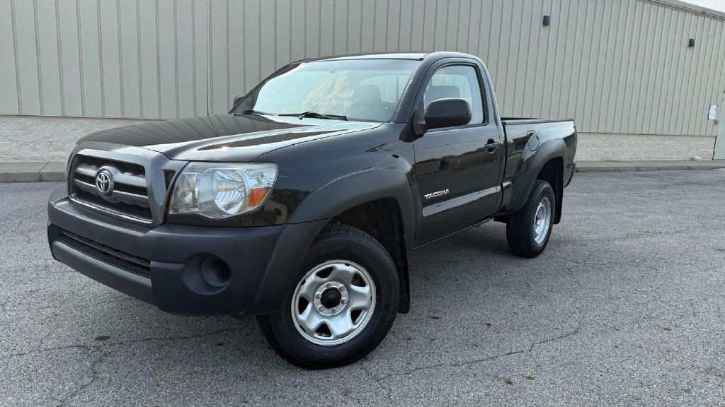 2010 Toyota Tacoma Image 1