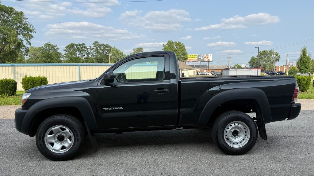 2010 Toyota Tacoma Image 2