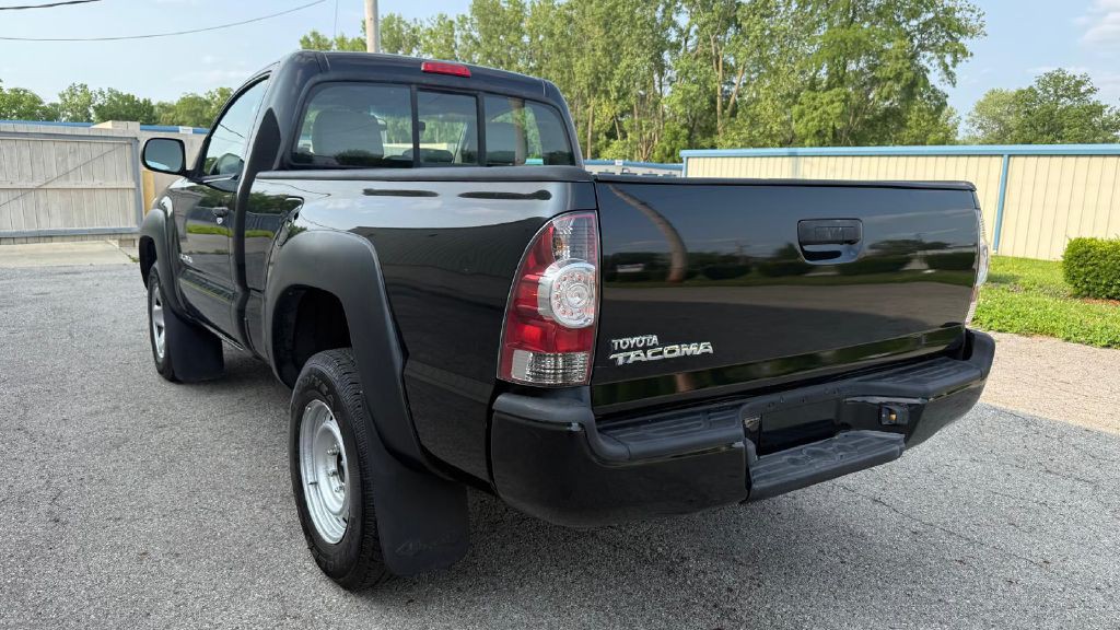 2010 Toyota Tacoma Image 3