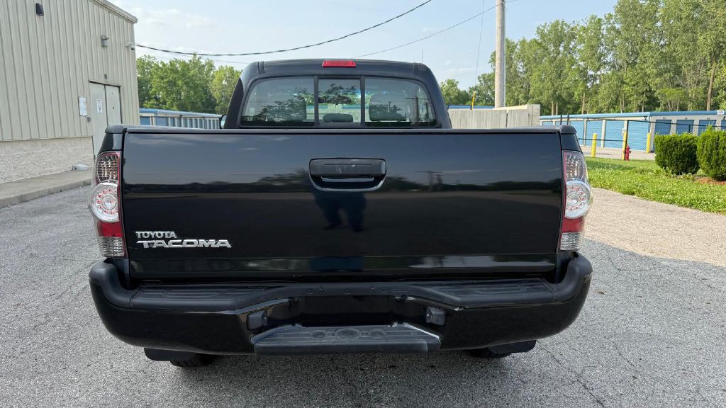 2010 Toyota Tacoma Image 4