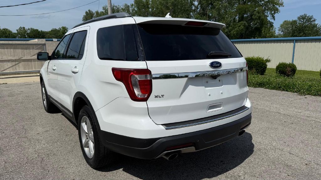 2018 Ford Explorer Image 3