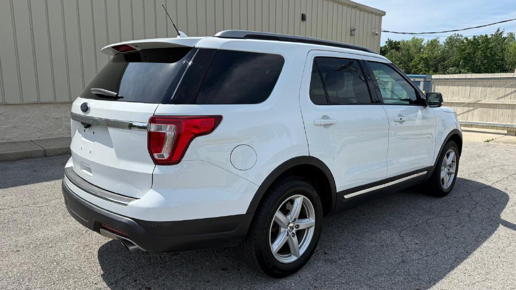 2018 Ford Explorer Image 5