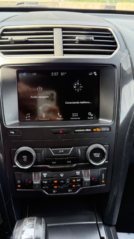 2018 Ford Explorer Image 26