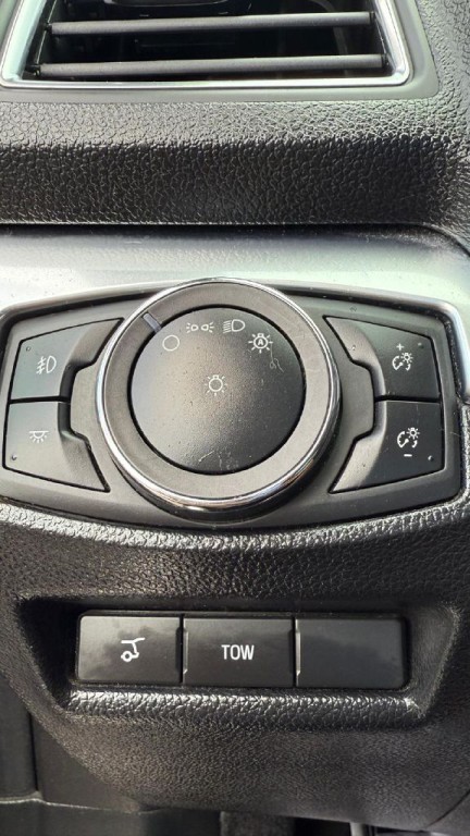 2019 Ford Explorer Image 23