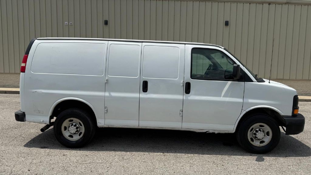 2014 Chevrolet Express Image 6