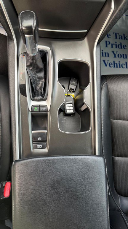 2018 Honda Accord Image 21